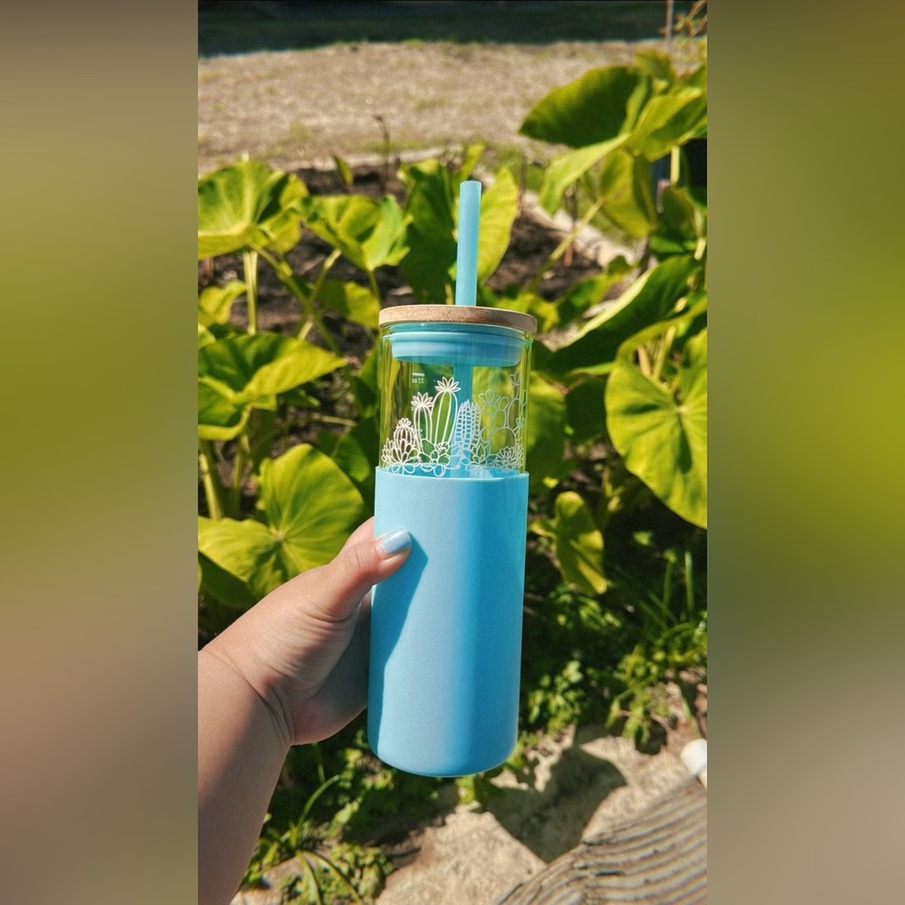 Light Blue Tumbler with Straw and Bamboo Lid